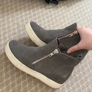 Steve Madden WEDGIE HIGH-TOP WEDGE SNEAKER